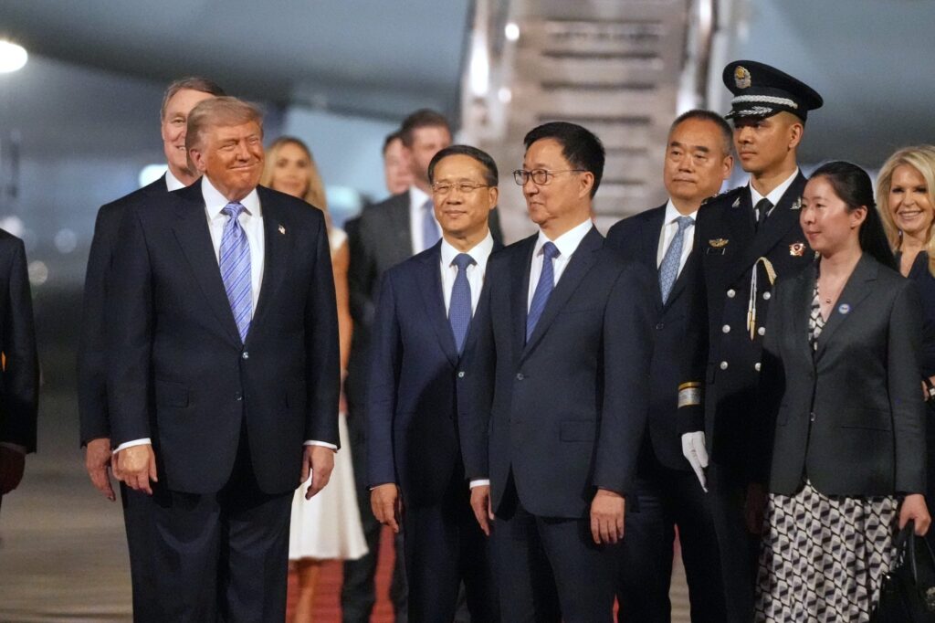 Imagen editorial relacionada con: Donald Trump y Xi Jinping se reúnen en Pekín para negociar sobre comercio y conflictos bélicos