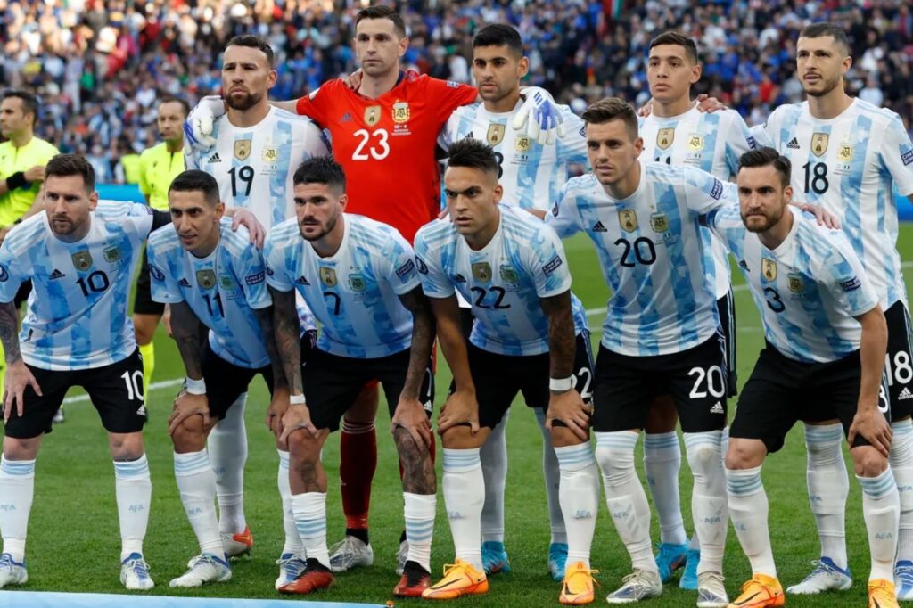 Imagen editorial relacionada con: El fenómeno de la ‘mufa’ en el fútbol argentino: origen, definiciones y el auge del ‘anulo mufa’