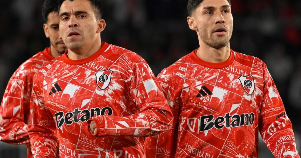 Coudet define la titularidad de Acuña y Montiel ante Rosario Central