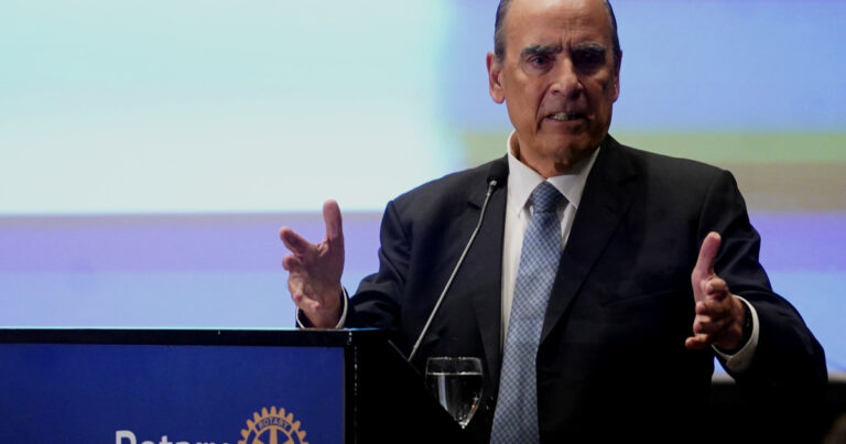 Imagen editorial relacionada con: Guillermo Francos advirtió que el caso Adorni genera un desgaste político en Javier Milei