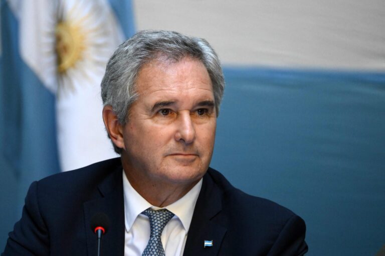 Imagen editorial relacionada con: Crisis en Cancillería: el Gobierno enfrenta tensiones por la politización y el retraso de ascensos diplomáticos