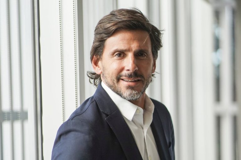 Imagen editorial relacionada con: Darío Turovelzky deja la conducción de Telefe tras 28 años y 100 meses de liderazgo