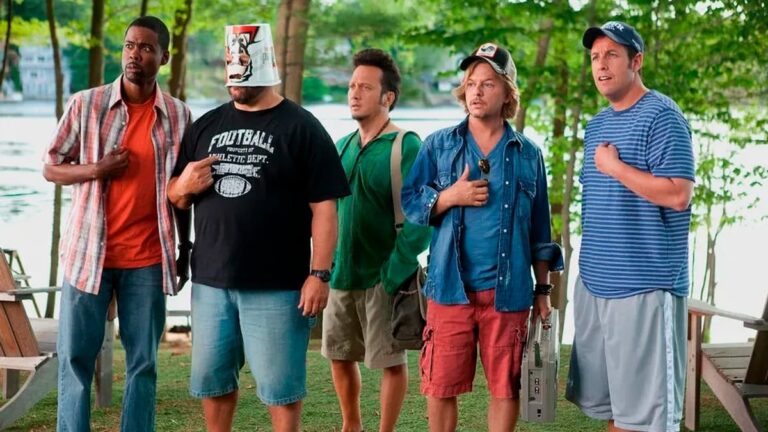 Imagen editorial relacionada con: Adam Sandler confirma el regreso de Son como niños con una tercera entrega en Netflix