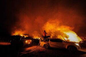 Imagen editorial relacionada con: El costo de los incendios en la Patagonia: combatir el fuego es cinco veces más caro que prevenirlo
