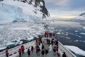 Imagen editorial relacionada con: Científicos hallan rastros de explosiones estelares en el hielo de la Antártida