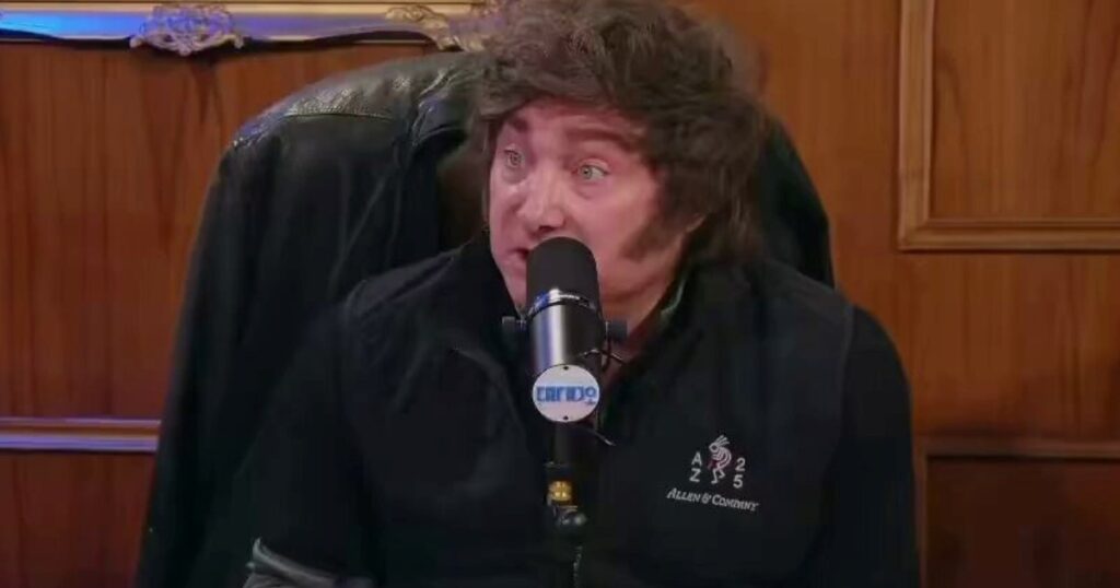 Imagen editorial relacionada con: Milei respaldó al diputado Quintar por la compra del Tesla y reveló un pedido a Musk