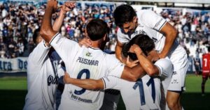 Crisis en Quilmes: el plantel reclama por deudas salariales