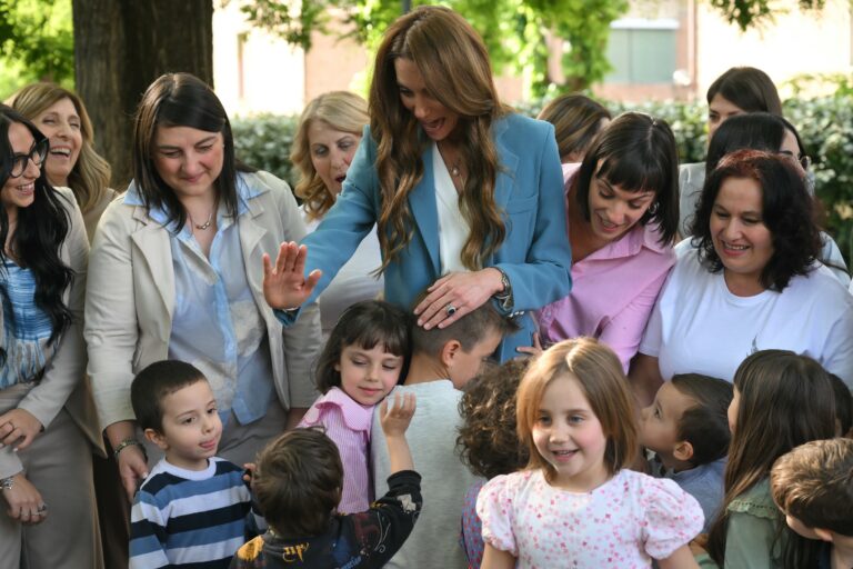 Imagen editorial relacionada con: Kate Middleton retomó su agenda internacional en Italia tras completar su tratamiento contra el cáncer