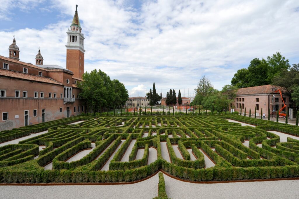 Venecia proyecta récord de visitantes para la 61ª Bienal de Arte
