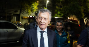 Imagen editorial relacionada con: Mauricio Macri relanza el PRO bonaerense en Olivos y profundiza su distancia con Javier Milei