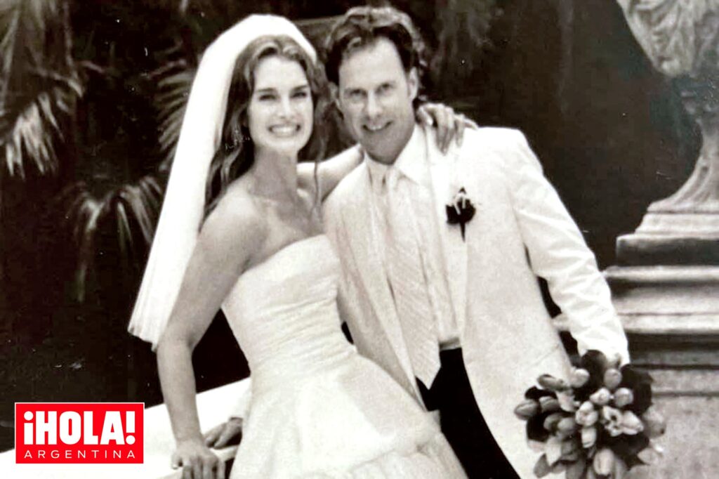 Brooke Shields y Chris Henchy cumplen 25 años de matrimonio en