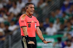 Istvan Kovacs dirigirá Argentina-Jordania bajo un perfil de rigor