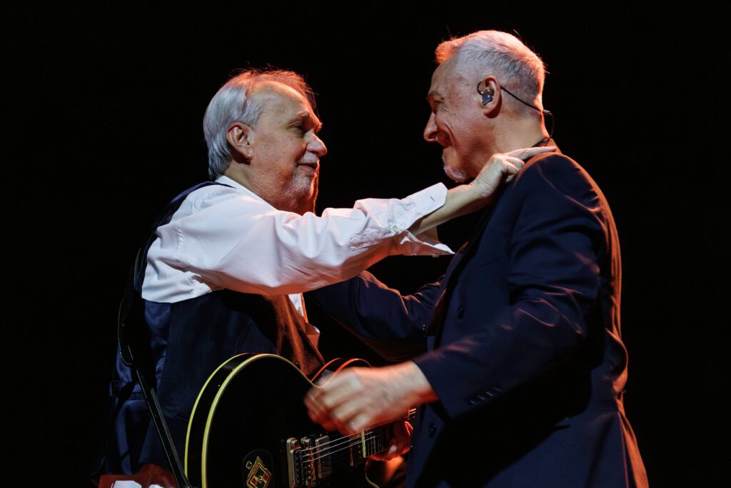 David Lebón y Pedro Aznar revivieron el legado de Serú Girán