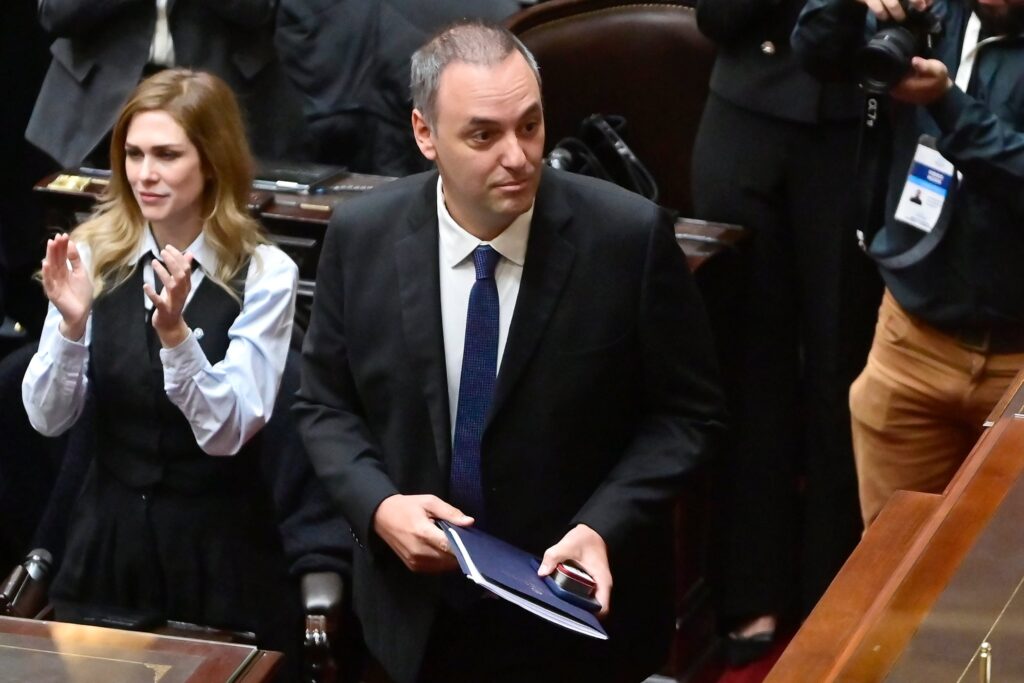 El Congreso debate los límites para interpelar al Jefe de Gabinete