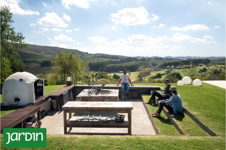 Tendencias en paisajismo: el jardín se consolida como espacio social