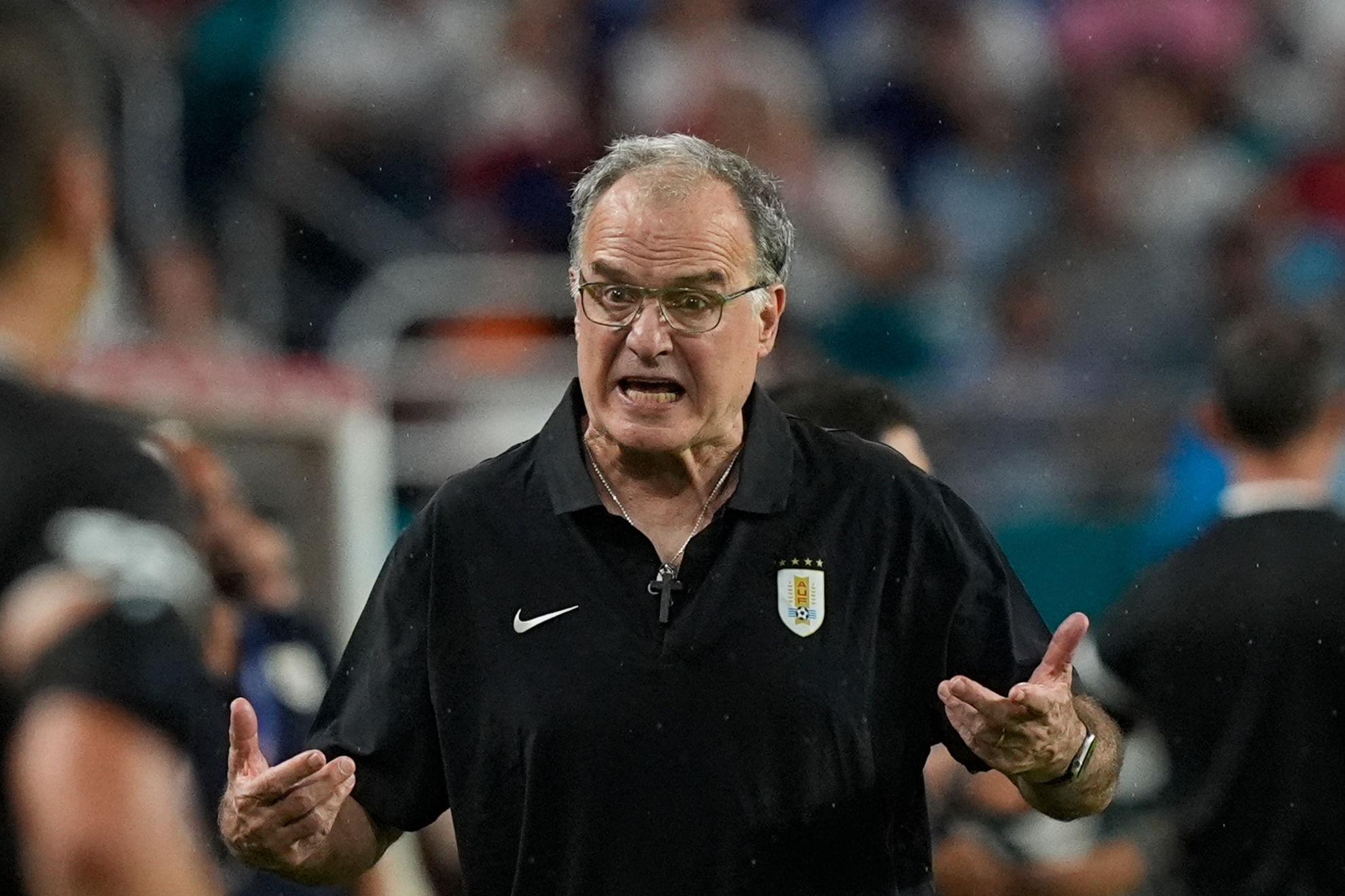 Bielsa Analiza El Presente De Uruguay Antes Del Cruce Con Cabo Verde bielsa-analiza-el-presente-de-uruguay-antes-del-cruce-con-cabo-verde