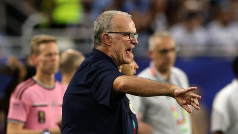 Bielsa define la titularidad de Sanabria para el duelo ante Cabo Verde