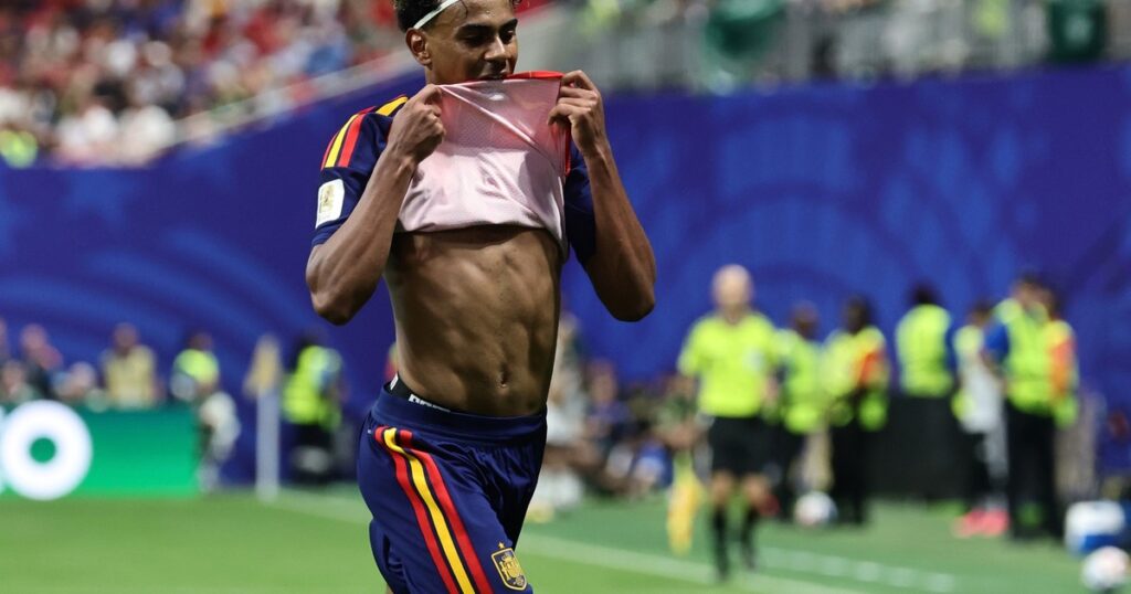 España venció a Arabia Saudita con el primer gol mundialista de Yamal