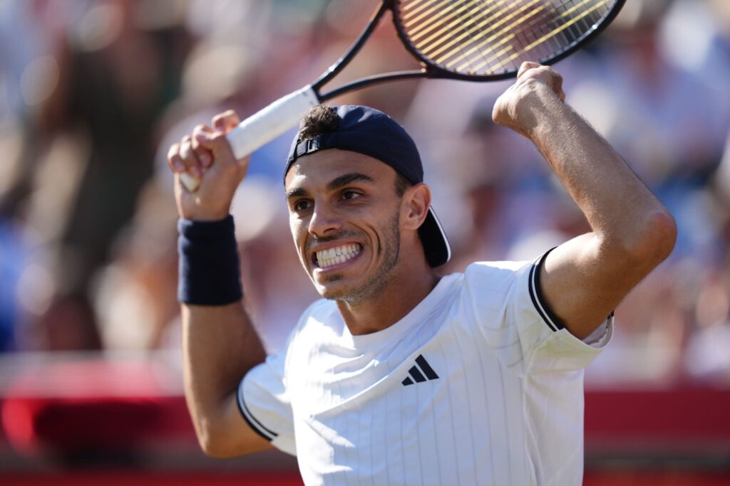 Francisco Cerúndolo avanzó a las semifinales del ATP 500 de Queens