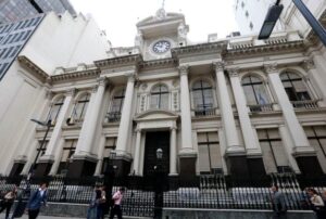 El BCRA alcanzó la meta de compra de USD 10.000 millones con el FMI