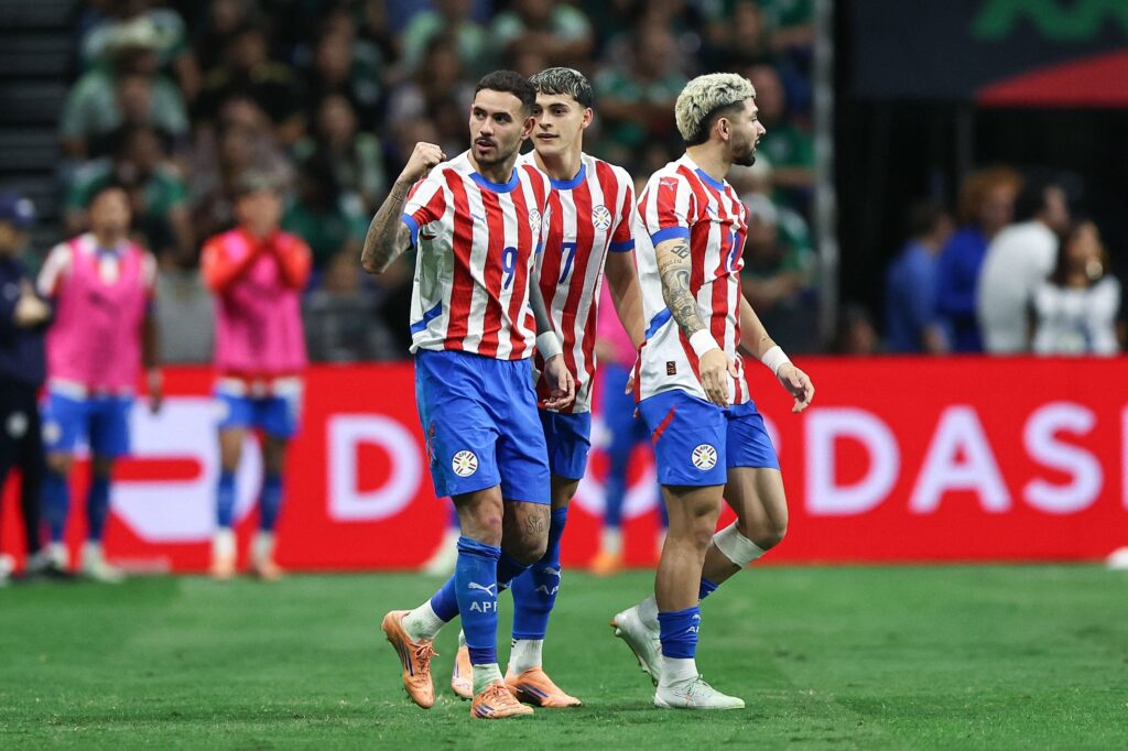 Mundial 2026: Ecuador y Paraguay definen su futuro en una jornada