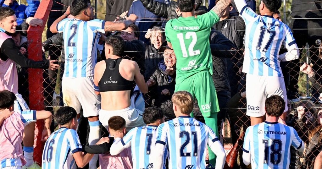 Racing venció 3-2 a Independiente y avanzó a semifinales de Reserva