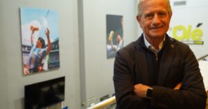 Andrés Ibarra relanza su candidatura en Boca y critica la gestión de