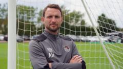 Murió Alex Hughes, hijo del exfutbolista Mark Hughes, a los 38 años