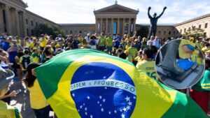 Hinchas de Brasil intentan trasladar la maldición de Rocky a Argentina