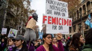 Femicidios y reconfiguración política: el impacto de la crisis social