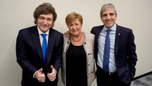 El FMI avala el rumbo económico y espera reformas antes de 2027