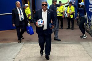 Tapia refuerza su blindaje con Messi ante el avance judicial en AFA