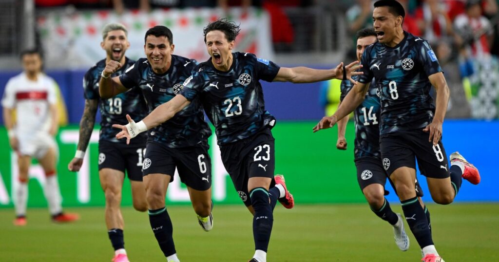 Galarza Fonda lideró el triunfo de Paraguay ante Turquía en el Mundial