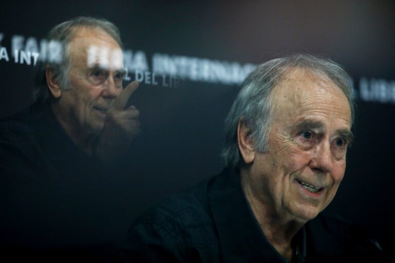 Serrat advierte sobre la marginación de los mayores en la sociedad