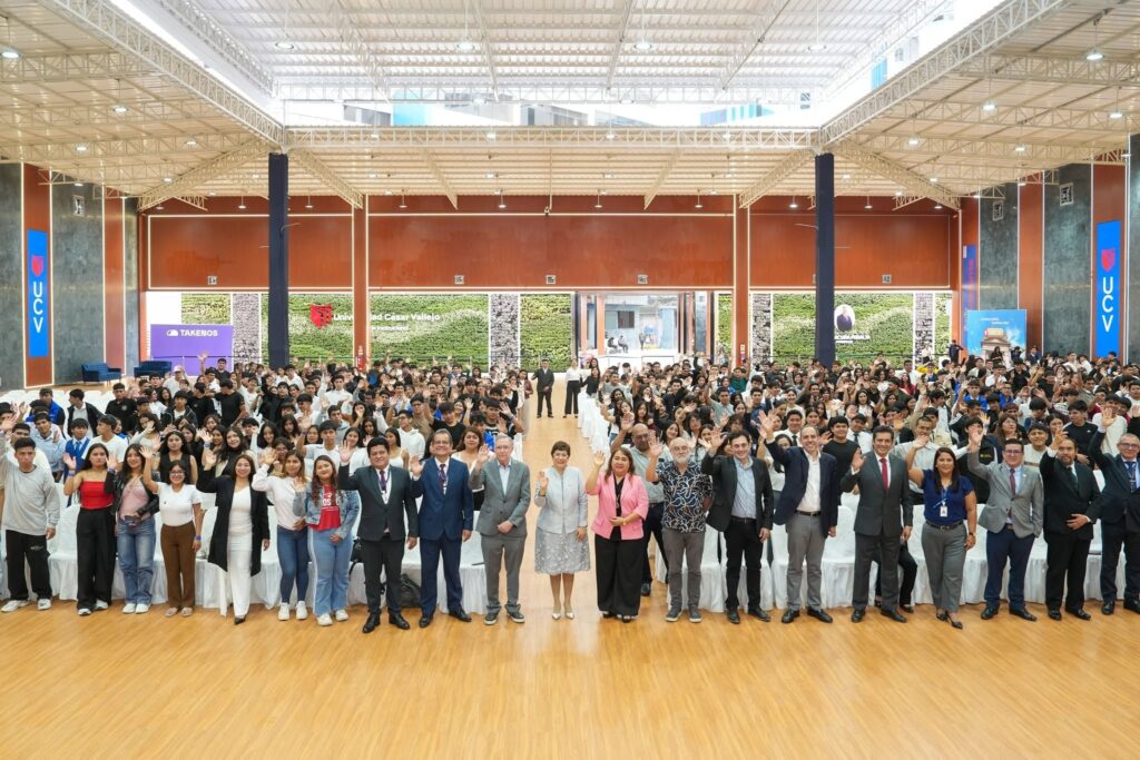 Expertos globales analizan la innovación y la geopolítica en el FACEM
