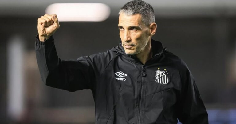 Racing avanza por Juan Pablo Vojvoda para definir su nuevo entrenador