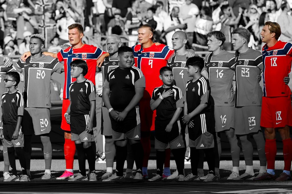 Noruega regresó al Mundial tras 28 años con un hito familiar histórico