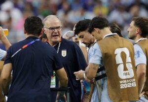 Crisis en Uruguay: referentes enfrentaron a Bielsa antes de España