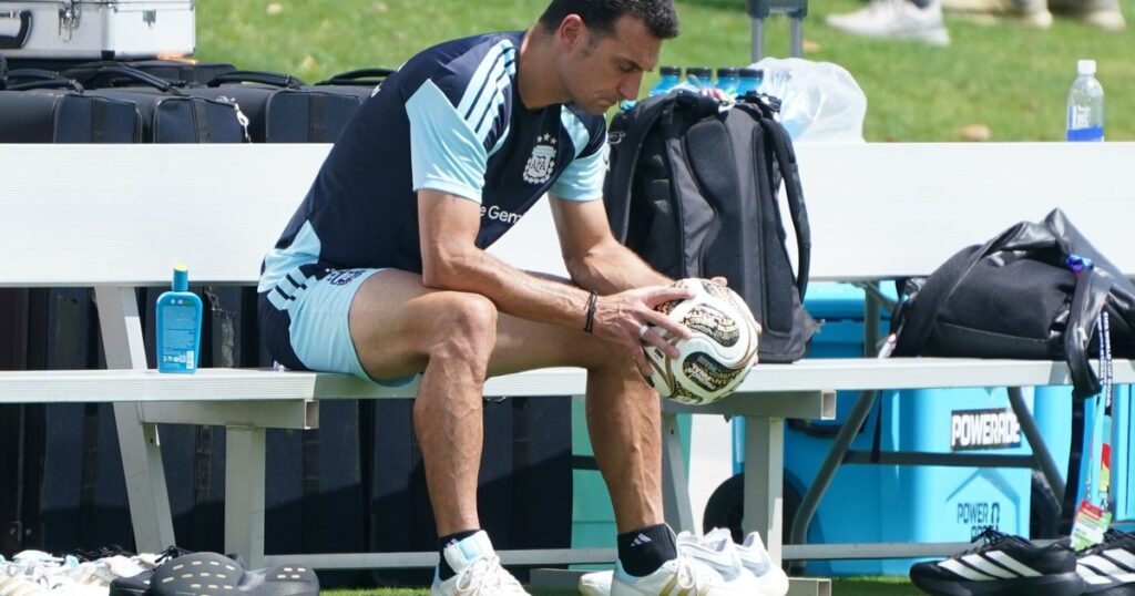 Scaloni define el equipo para la final: las dudas y cambios ante