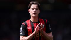 Alex Scott rechaza renovar con Bournemouth ante el interés del Big Six