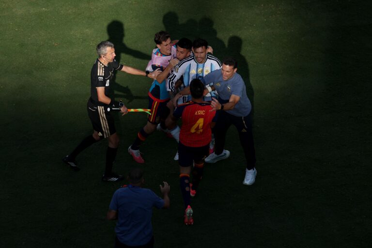FIFA investiga a la Selección Argentina por incidentes en la final