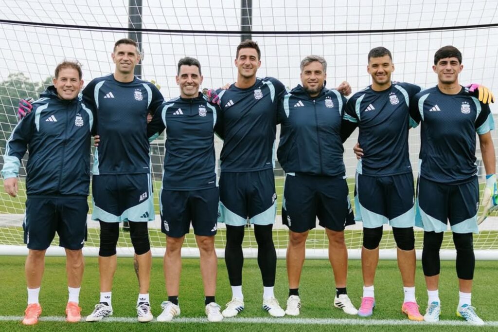 Dibu Martínez publicó un mensaje antes de la final del Mundial 2026