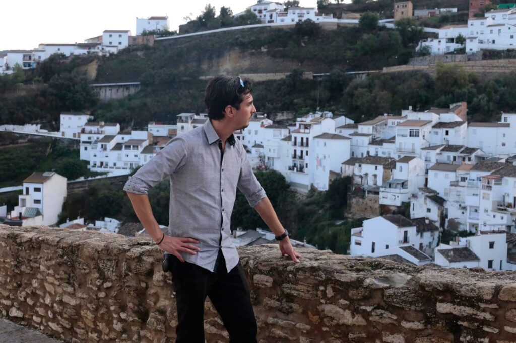 Asesinan a un ingeniero argentino en Madrid por un presunto móvil