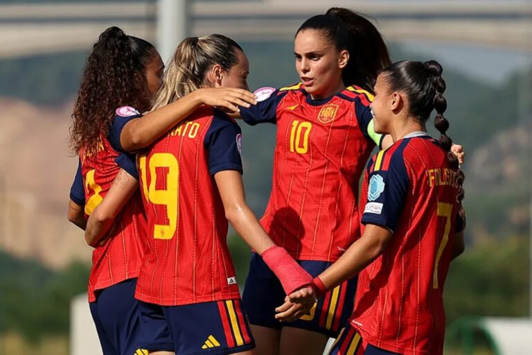 España venció 2-1 a Austria y clasificó a semifinales del Europeo