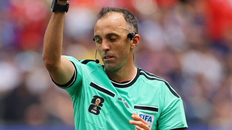 João Pinheiro dirigirá Argentina-Suiza por los cuartos del Mundial
