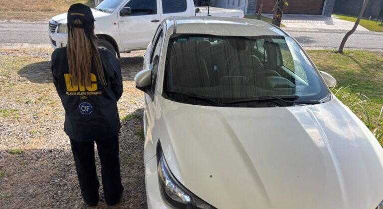 Investigan estafa piramidal en Salta: secuestran 12 autos y hay