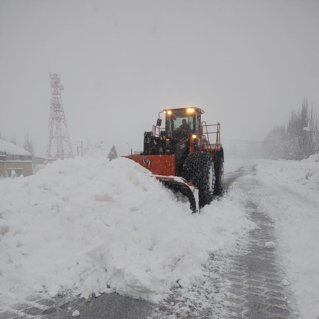 Temporal extremo en Mendoza: cierran parques de nieve en ruta 7