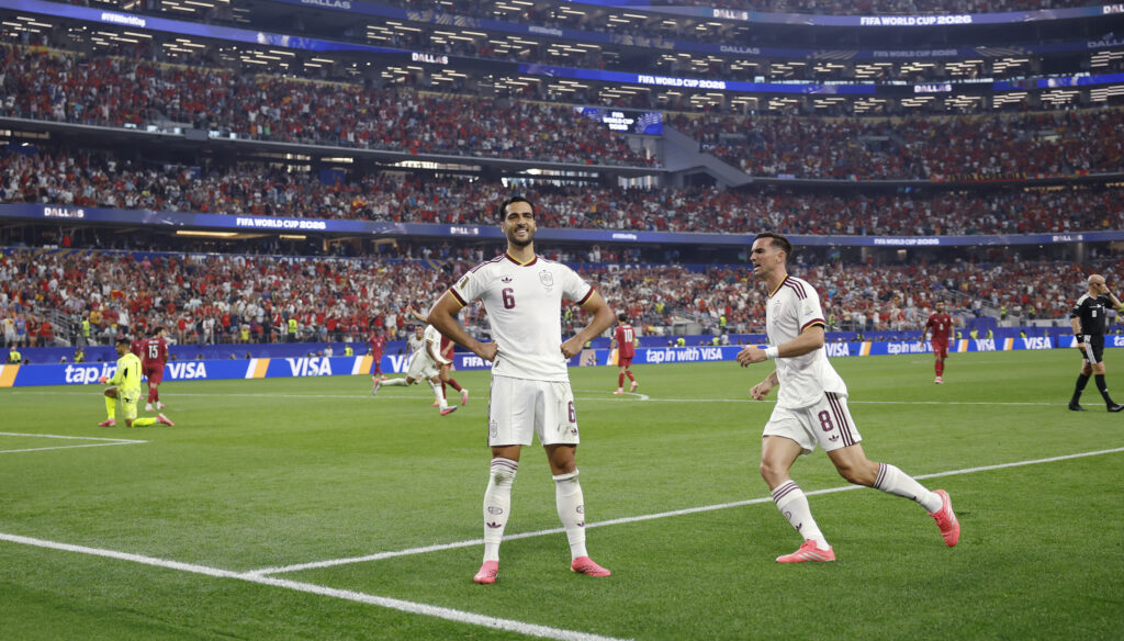 Mikel Merino clasifica a España y marca el retiro de Cristiano Ronaldo