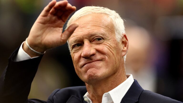 Deschamps renunció tras la caída de Francia ante Inglaterra por 6-4