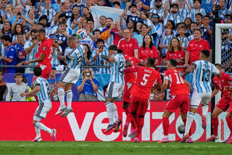 Argentina venció a Suiza y enfrentará a Inglaterra en semifinales